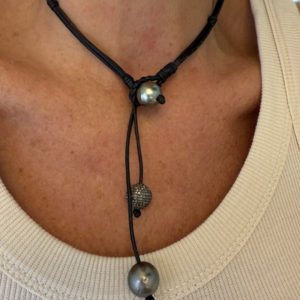 Elegant South Sea Pearls, Diamonds & Leather Necklace